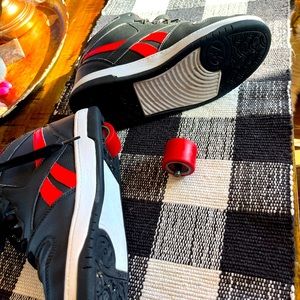 Heelys Reebok sz 6 red and black have both wheels. Worn a couple times.